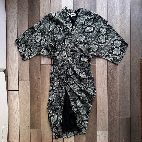 Vetiver Retrograde Kimono Dress | Size: Xtra Small | Excellent Condition - Picture 1 of 10